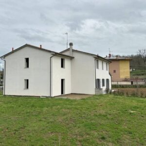 Appartamento in vendita a Bucine
