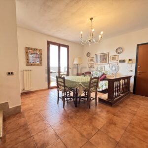 Appartamento in vendita a Reggello